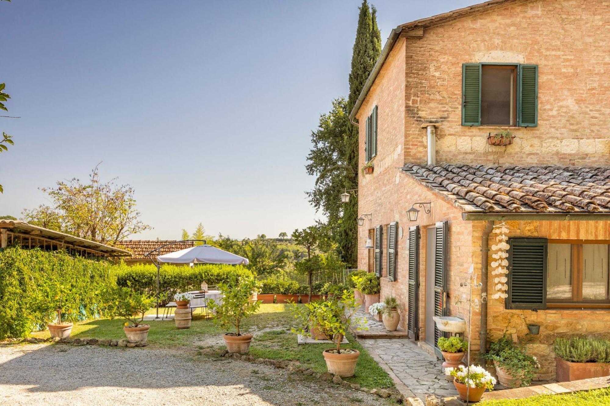 L'Angolino Di Martiena, Amazing View In Montepulciano Stazione Екстериор снимка
